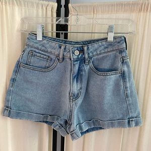 Pacsun light blue mom short